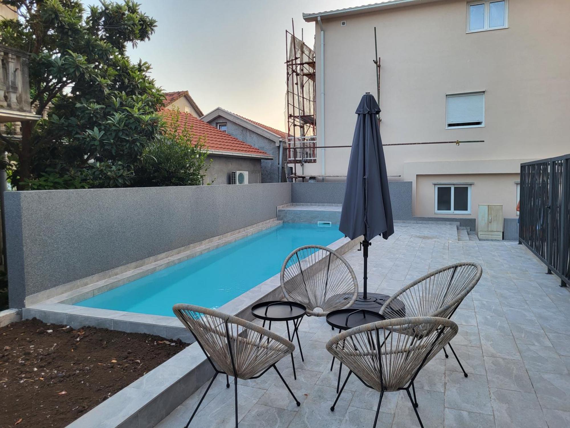 Mini Condo 2 Dl - Studio With A Private Patio Донья-Ластва Экстерьер фото